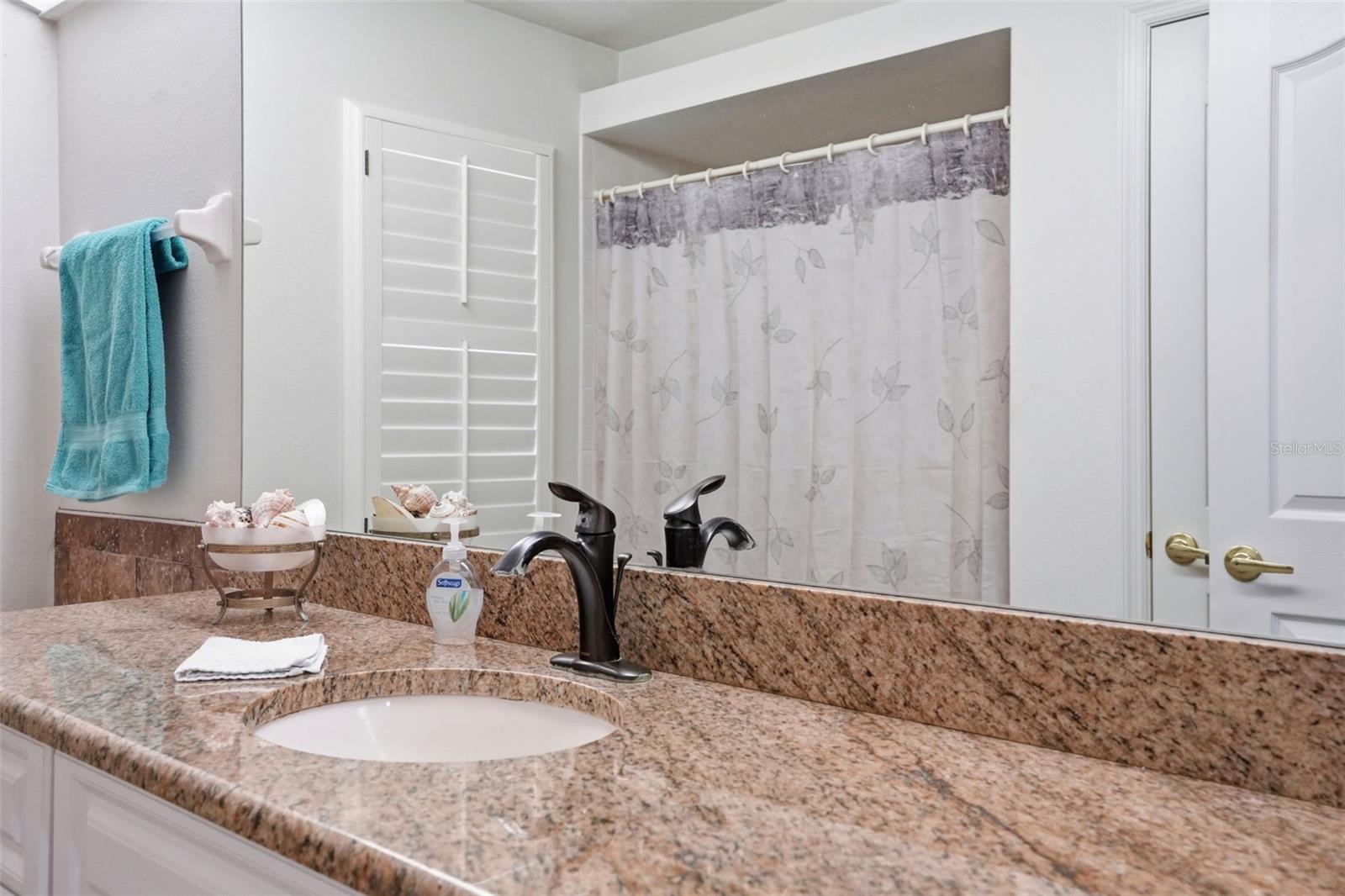 PRISTINE PLACE PH 1 - Residential
