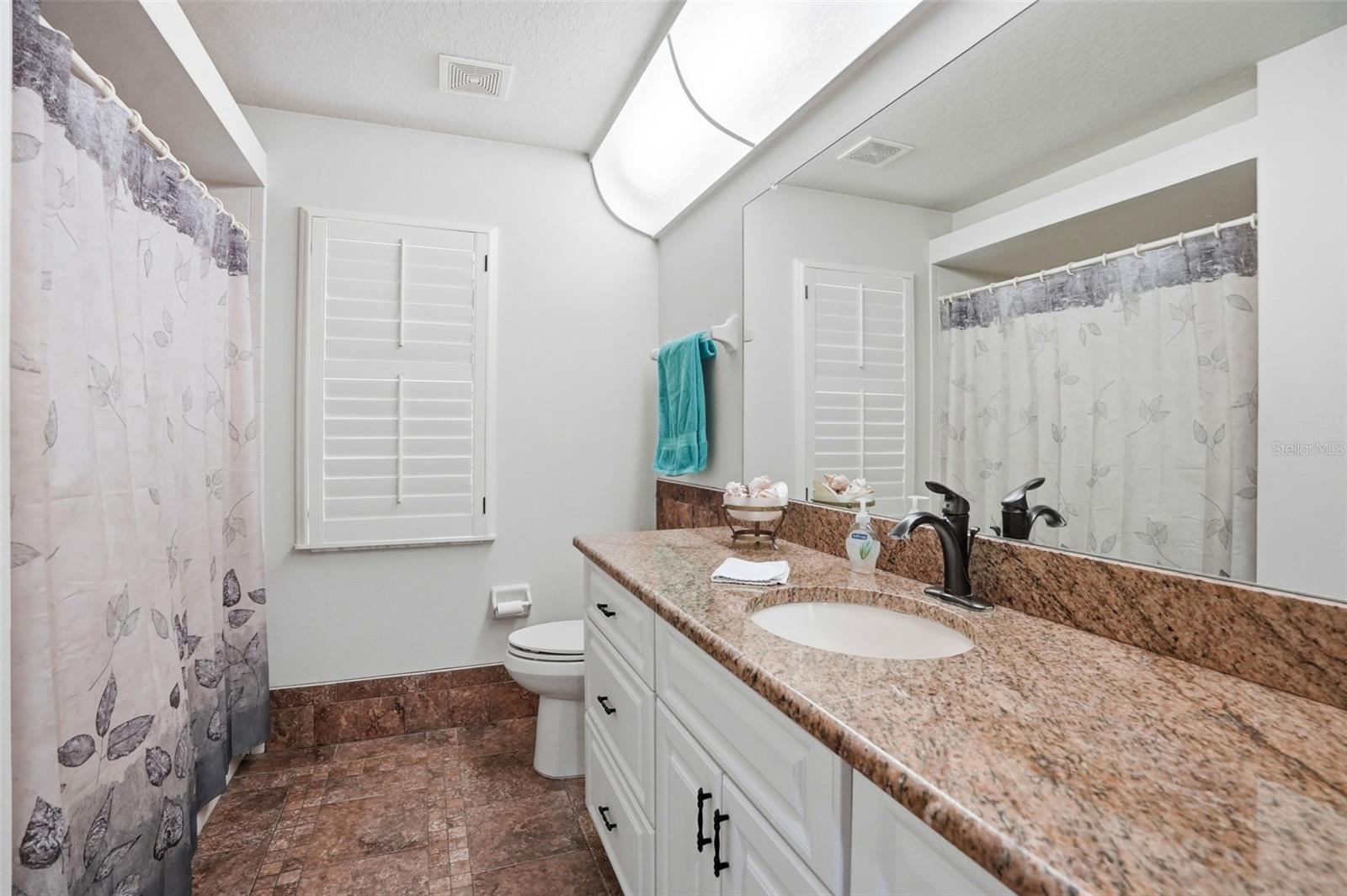 PRISTINE PLACE PH 1 - Residential