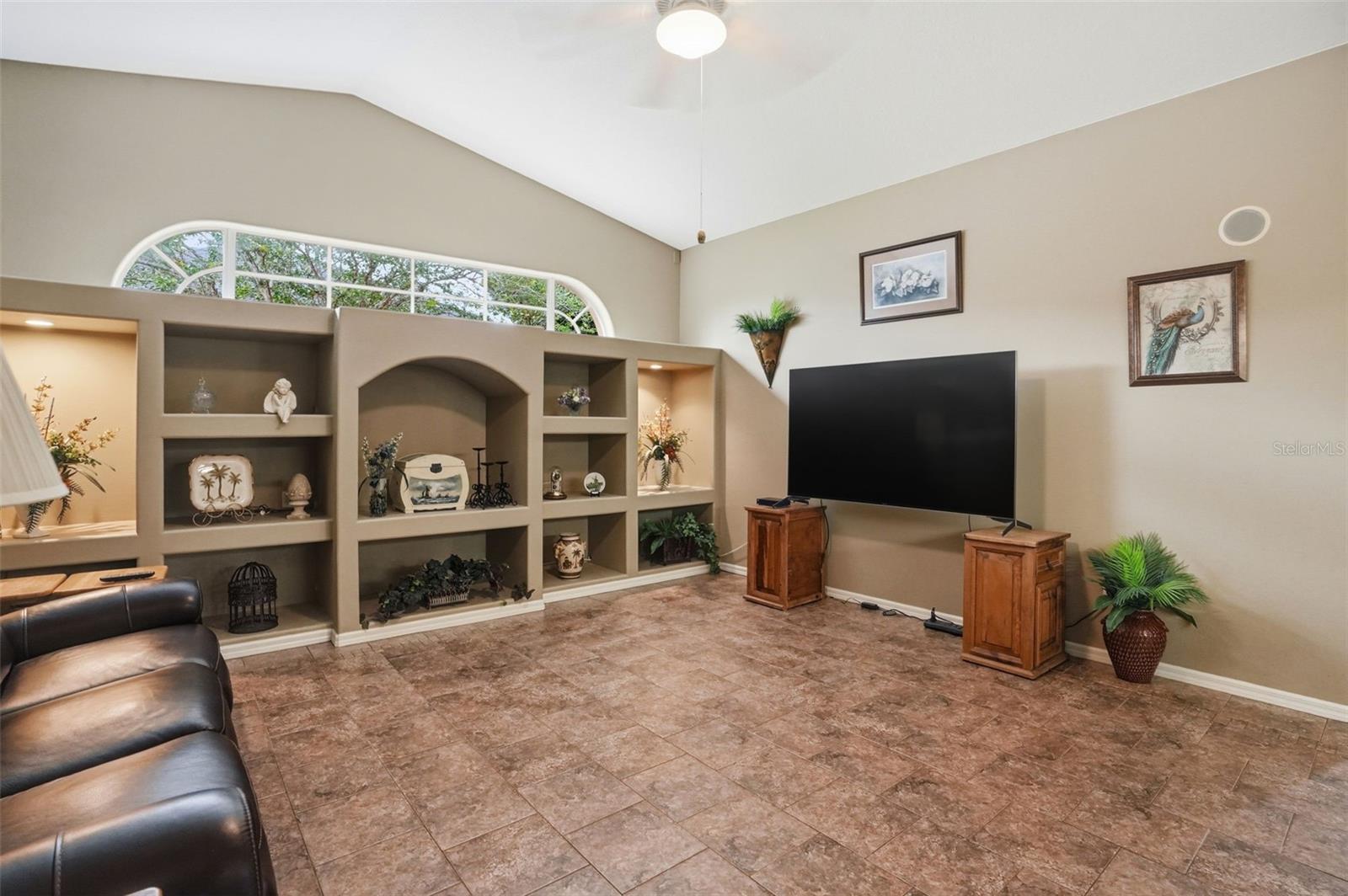 PRISTINE PLACE PH 1 - Residential