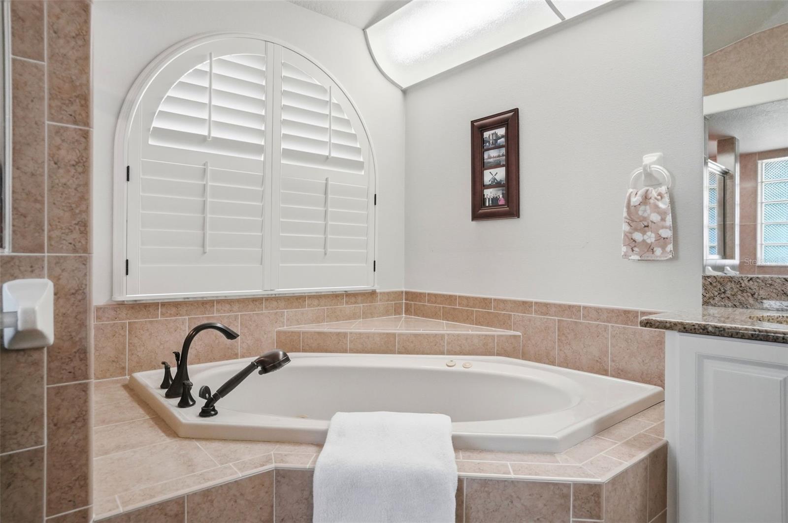 PRISTINE PLACE PH 1 - Residential