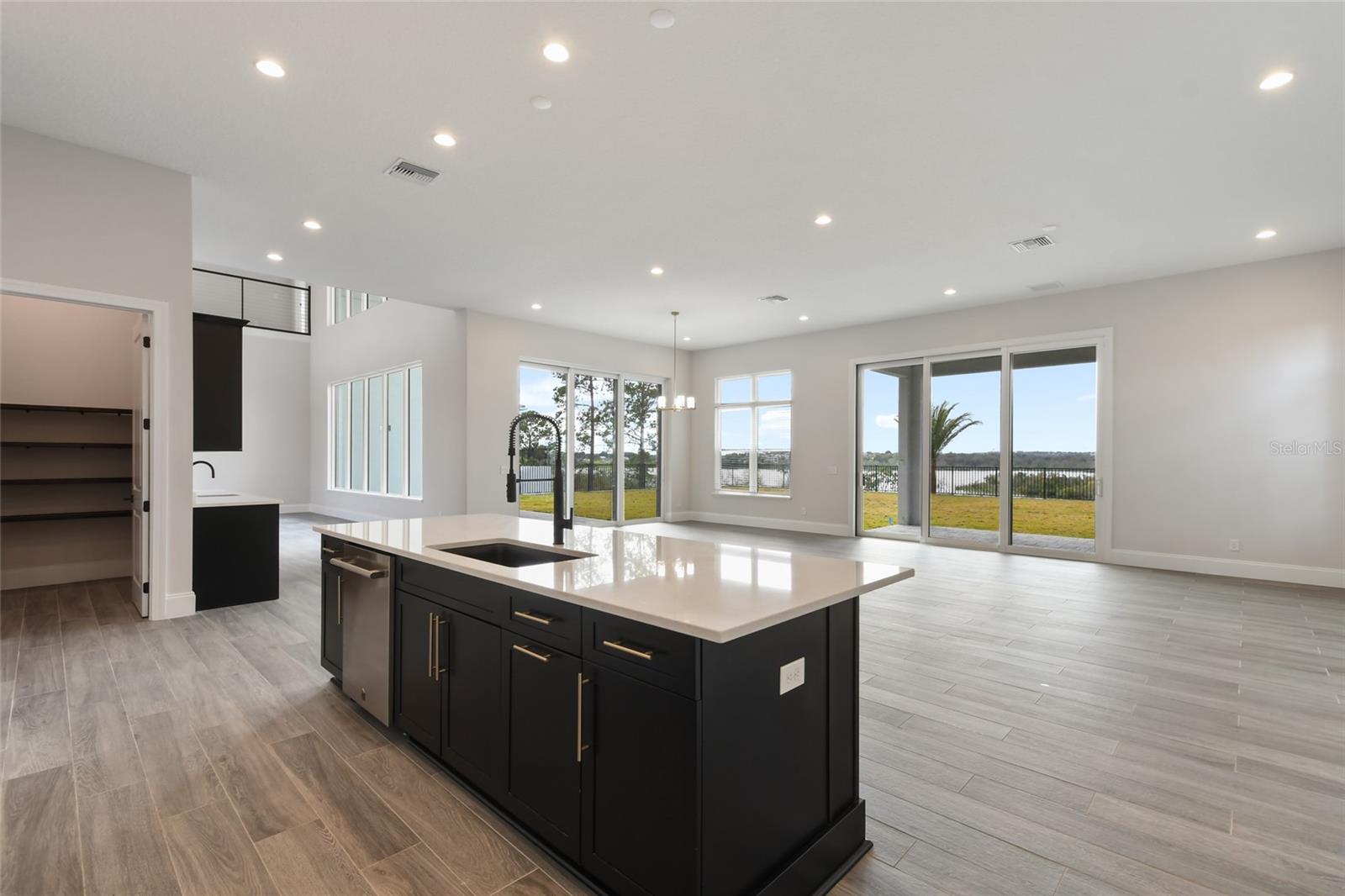 BELLA COLLINA SUB - Residential