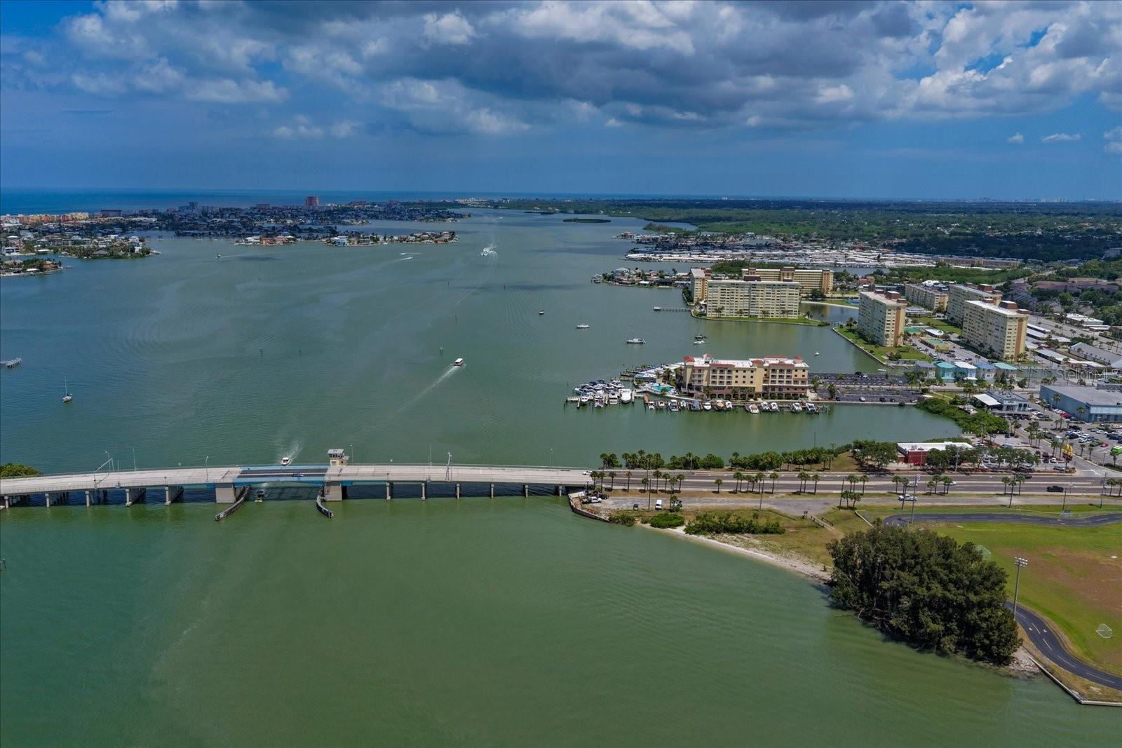 HARBORSIDE BOAT CLUB OF MADEIRA BEACH CONDO - Residential