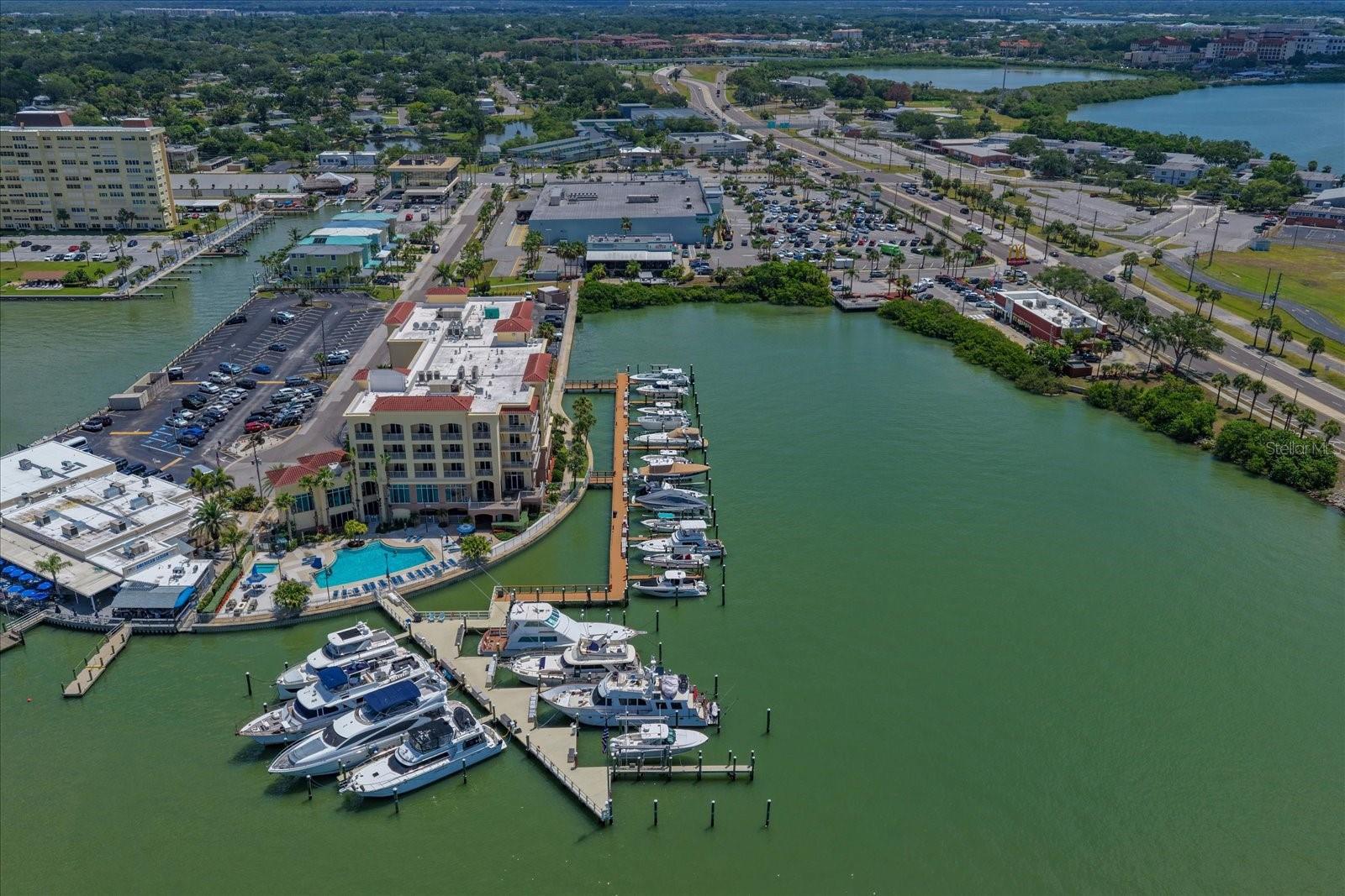 HARBORSIDE BOAT CLUB OF MADEIRA BEACH CONDO - Residential