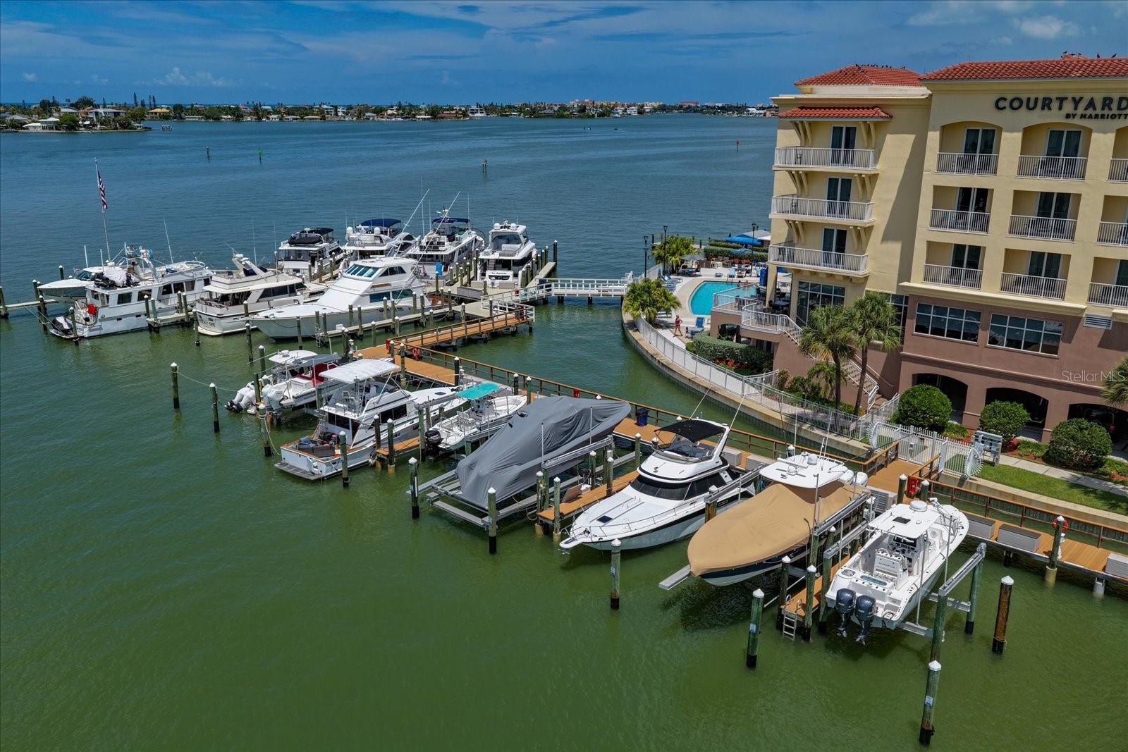 HARBORSIDE BOAT CLUB OF MADEIRA BEACH CONDO - Residential