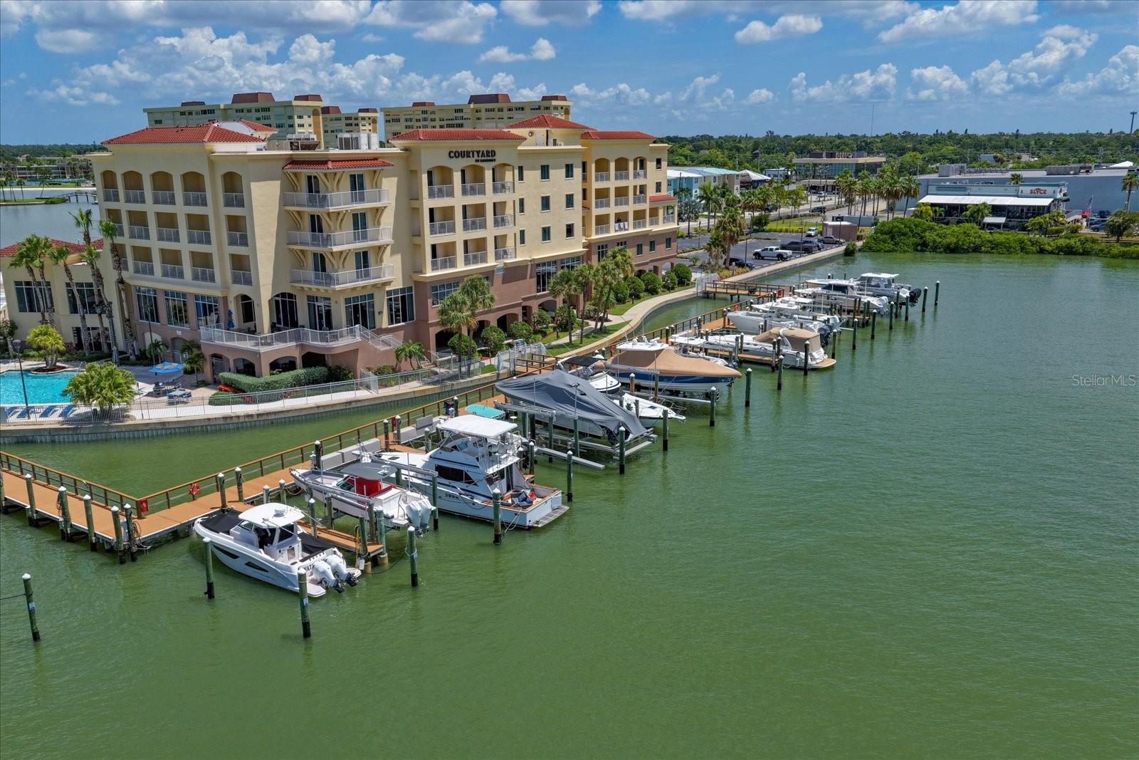 HARBORSIDE BOAT CLUB OF MADEIRA BEACH CONDO - Residential