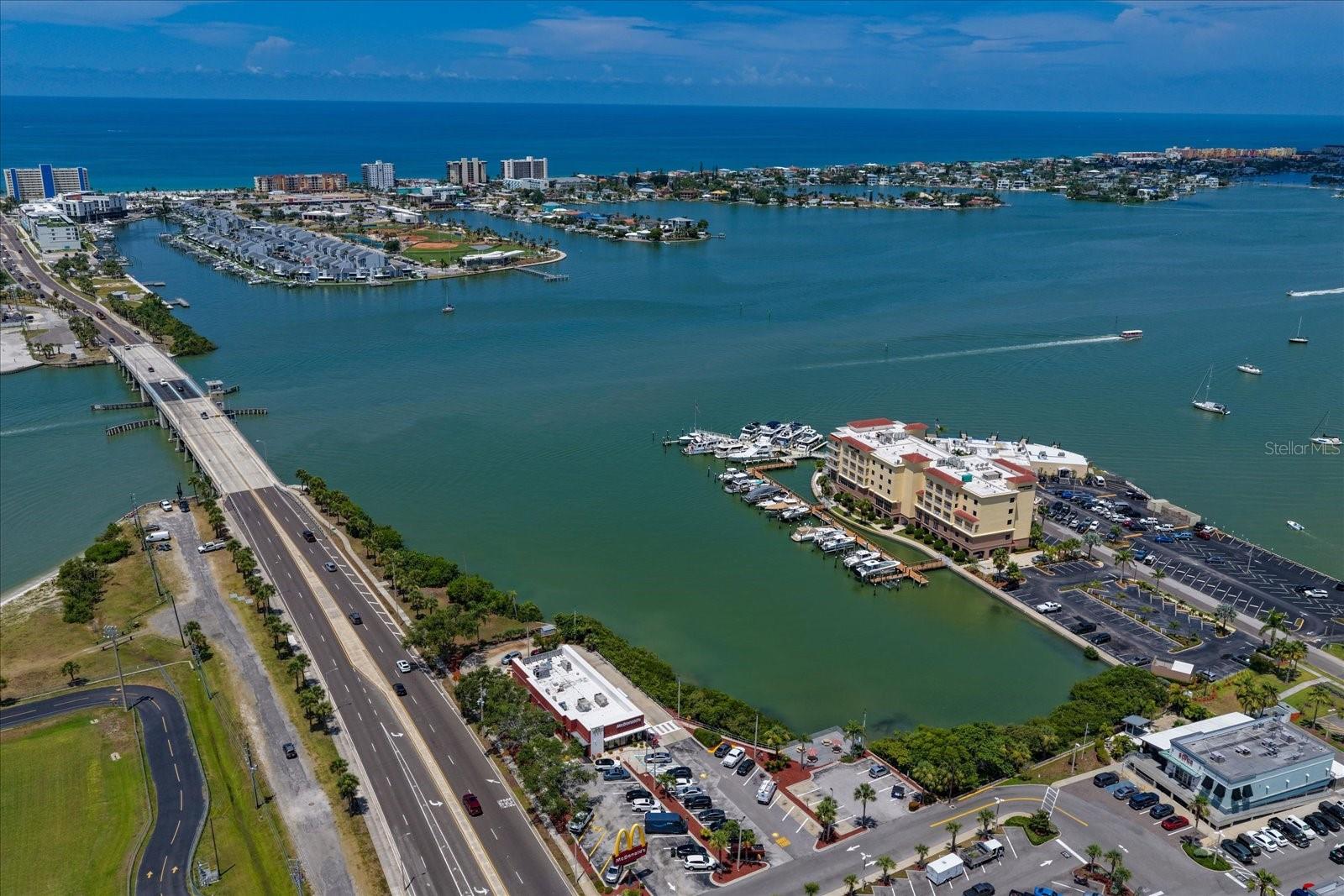 HARBORSIDE BOAT CLUB OF MADEIRA BEACH CONDO - Residential