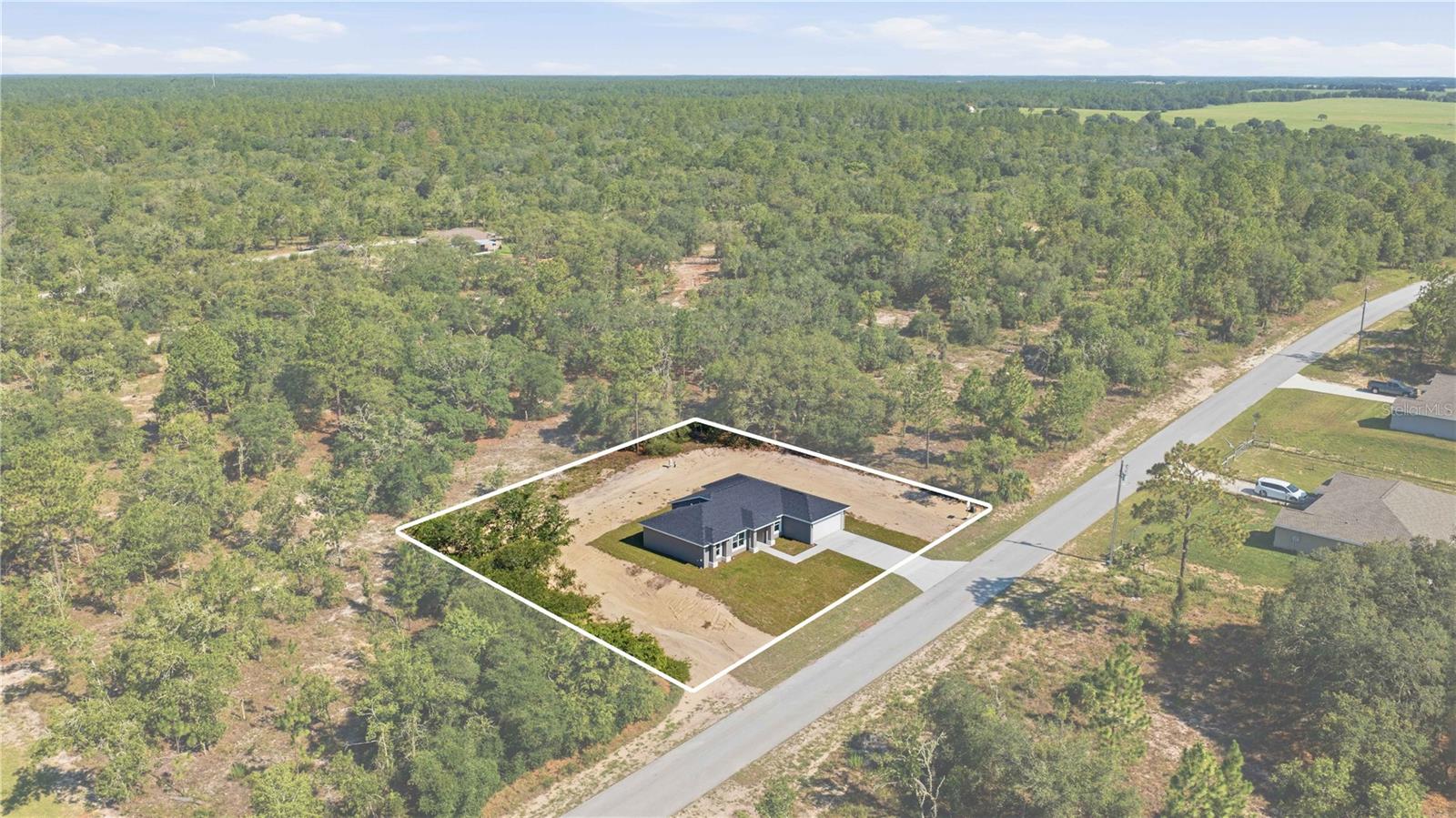 RAINBOW LAKES ESTATE - Residential