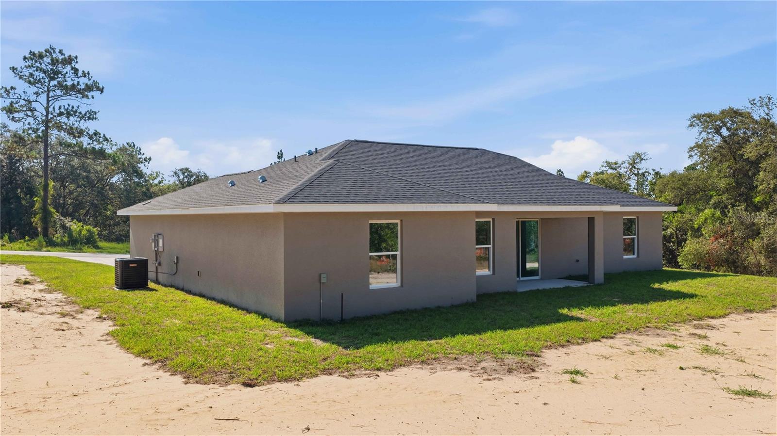 RAINBOW LAKES ESTATE - Residential