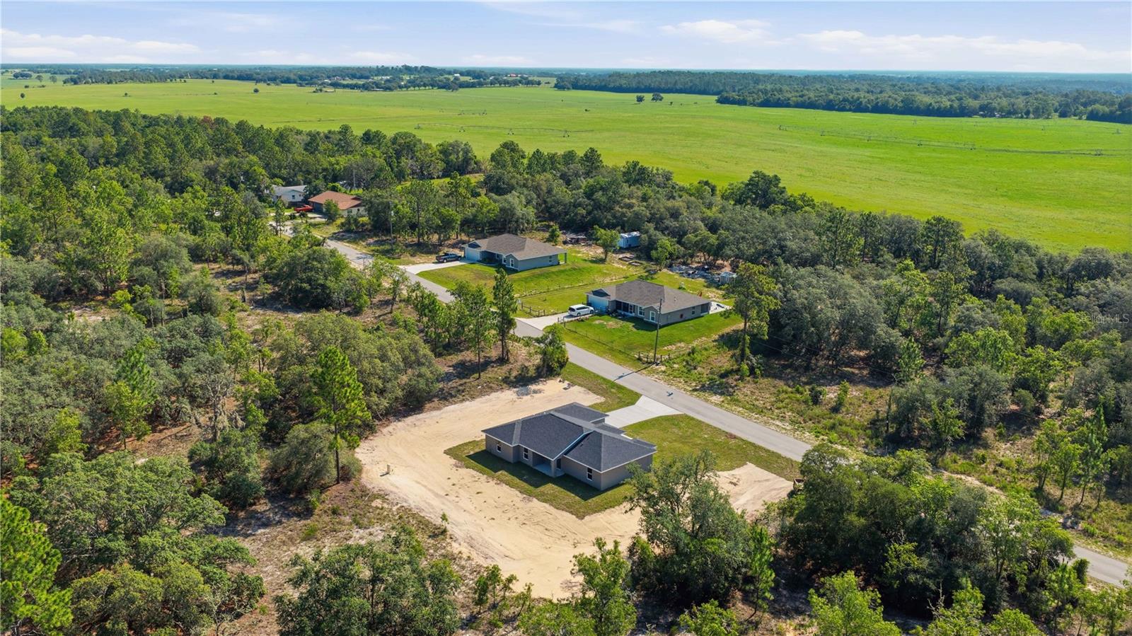RAINBOW LAKES ESTATE - Residential