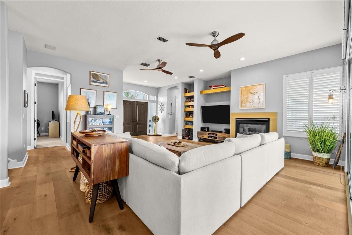 HARBOR ISLES - Residential