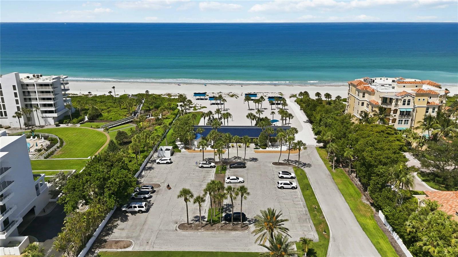 BAY ISLES - Residential