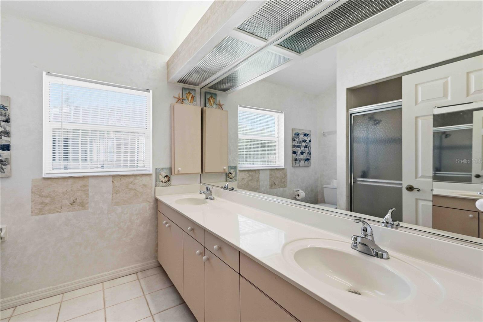 BAY ISLES - Residential