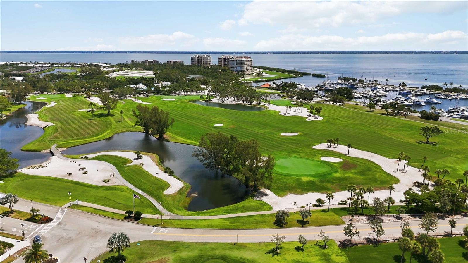 BAY ISLES - Residential