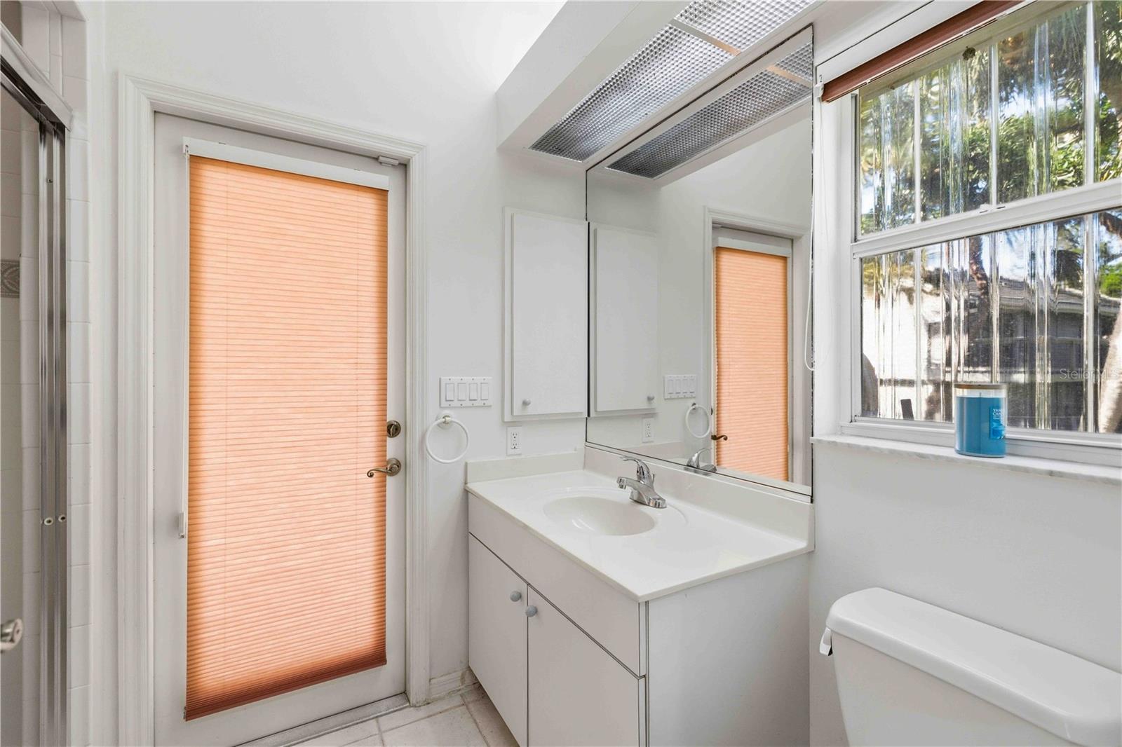 BAY ISLES - Residential
