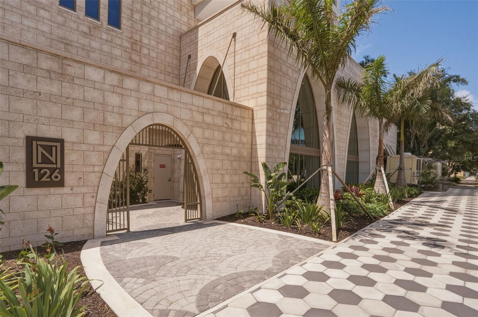 NOLEN THE CONDO - Residential