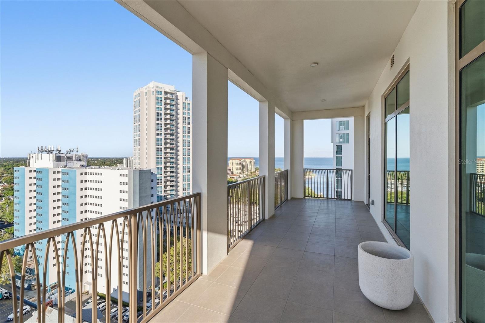 NOLEN THE CONDO - Residential
