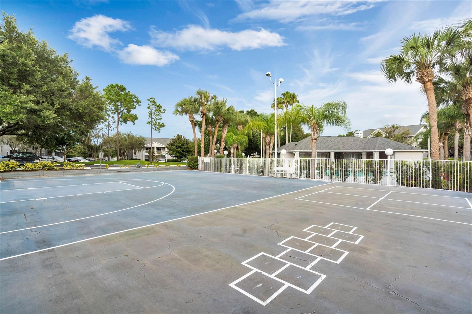 REGENCY PARK AT LAKE MARY A CONDO - Residential