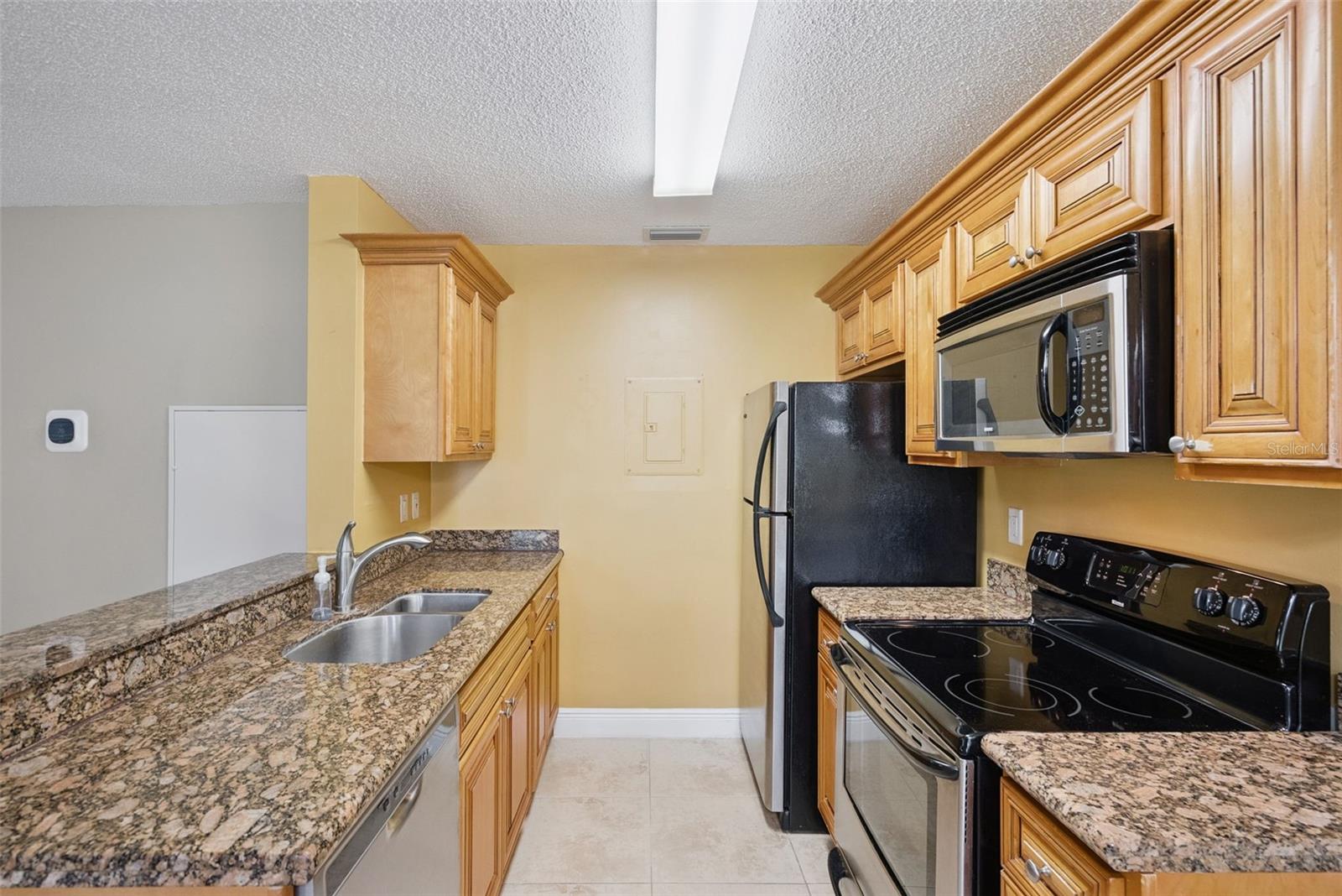 REGENCY PARK AT LAKE MARY A CONDO - Residential