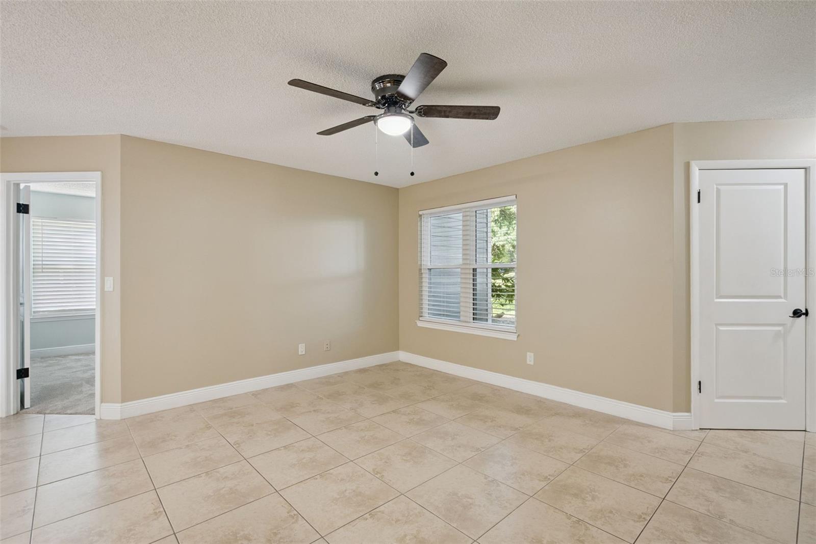 REGENCY PARK AT LAKE MARY A CONDO - Residential