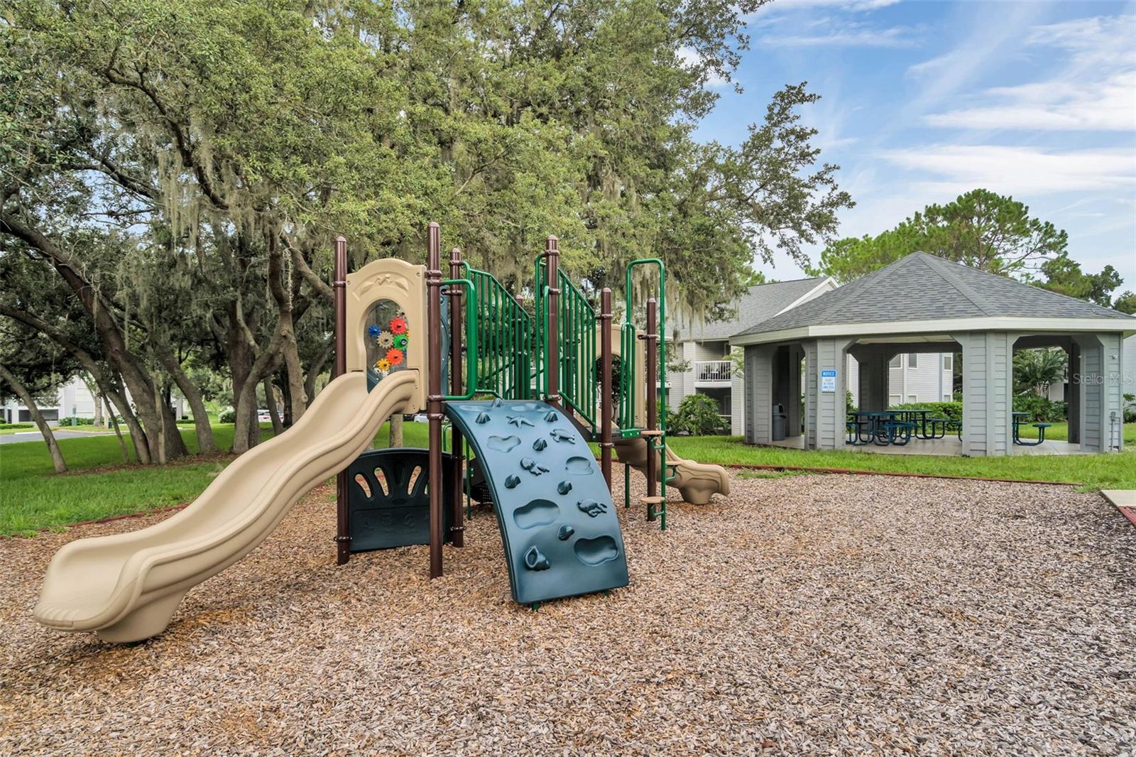 REGENCY PARK AT LAKE MARY A CONDO - Residential