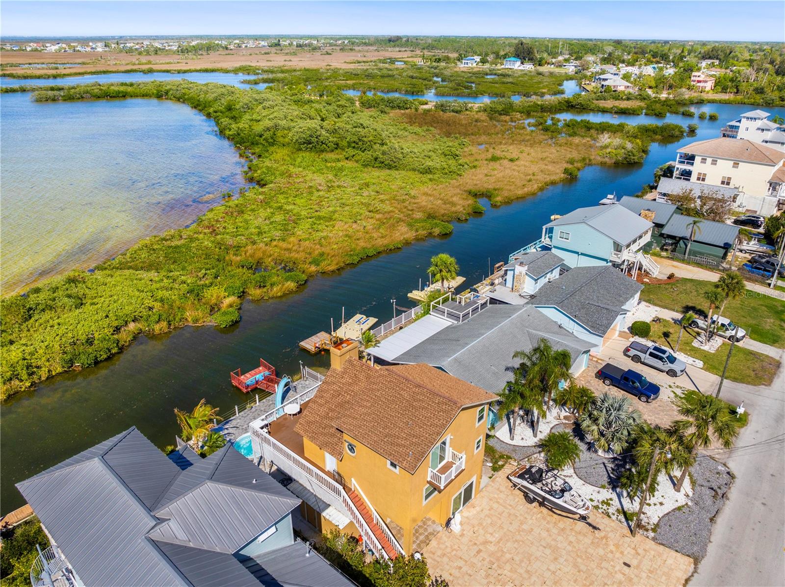 DRIFTWOOD ISLES - Residential