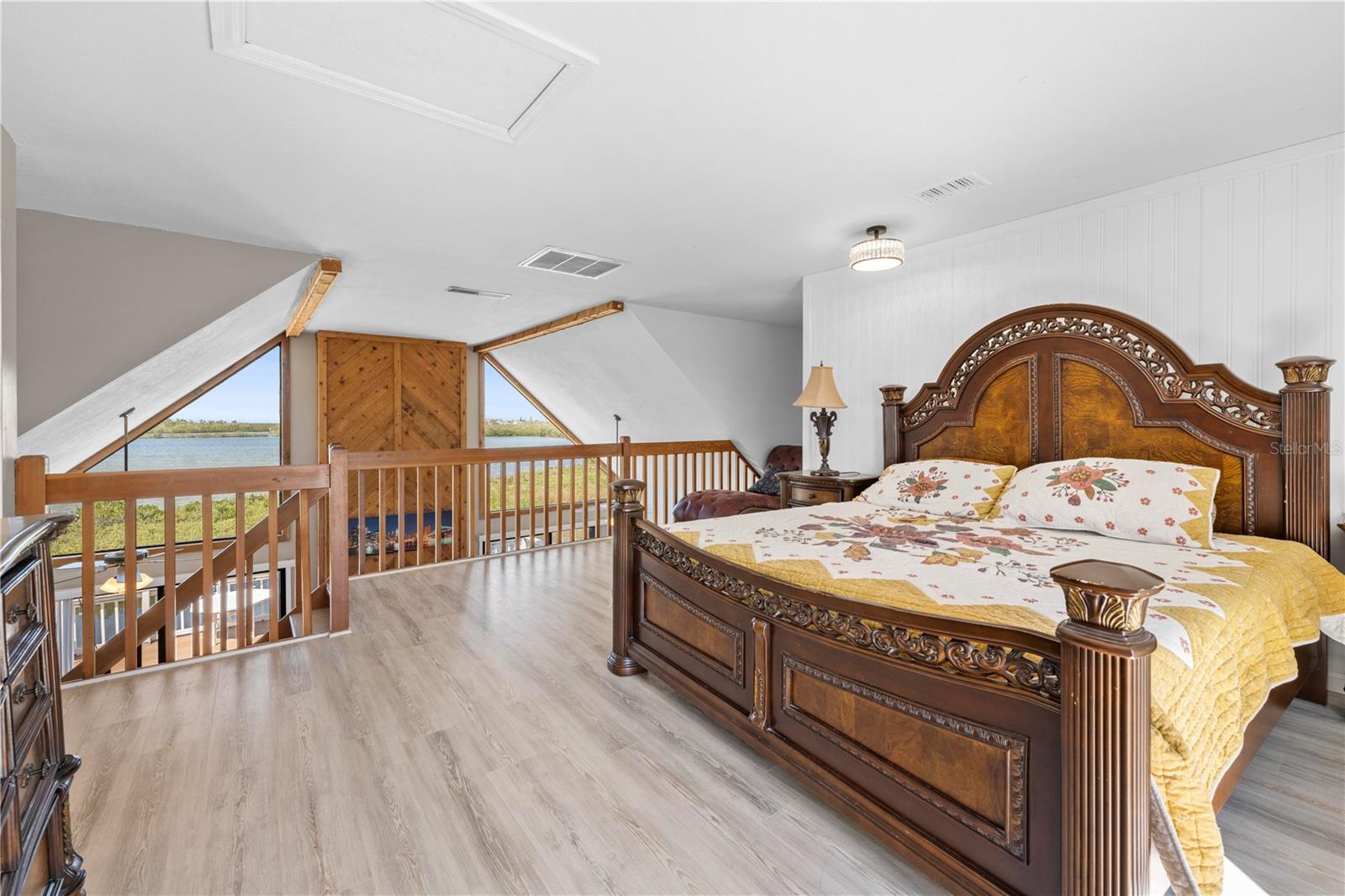 DRIFTWOOD ISLES - Residential