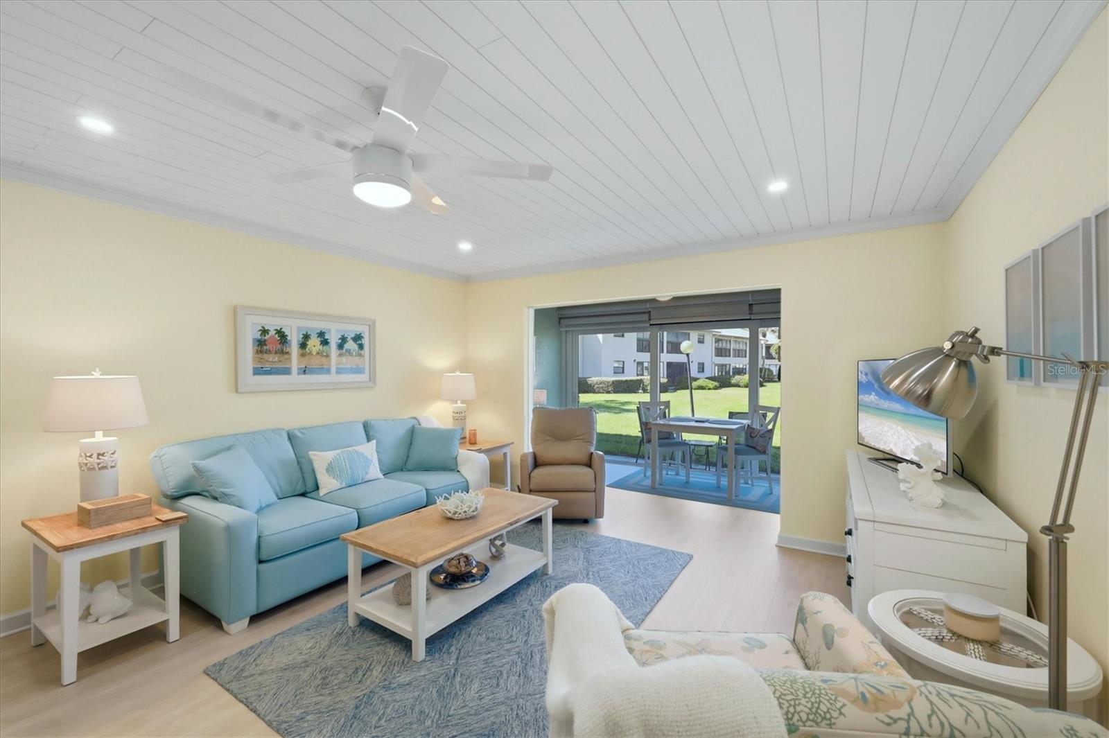 MISSION LAKES - Residential