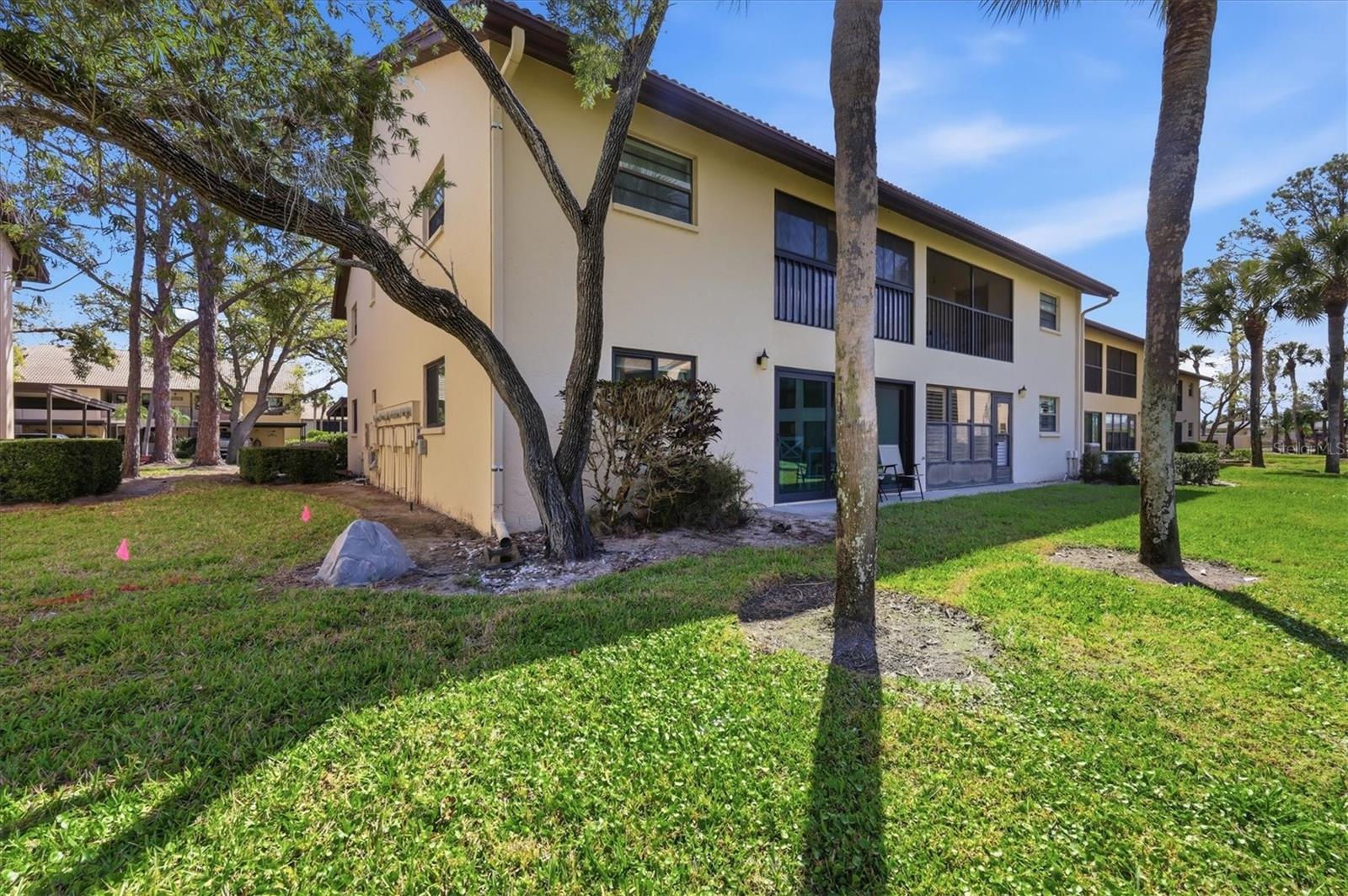 MISSION LAKES - Residential