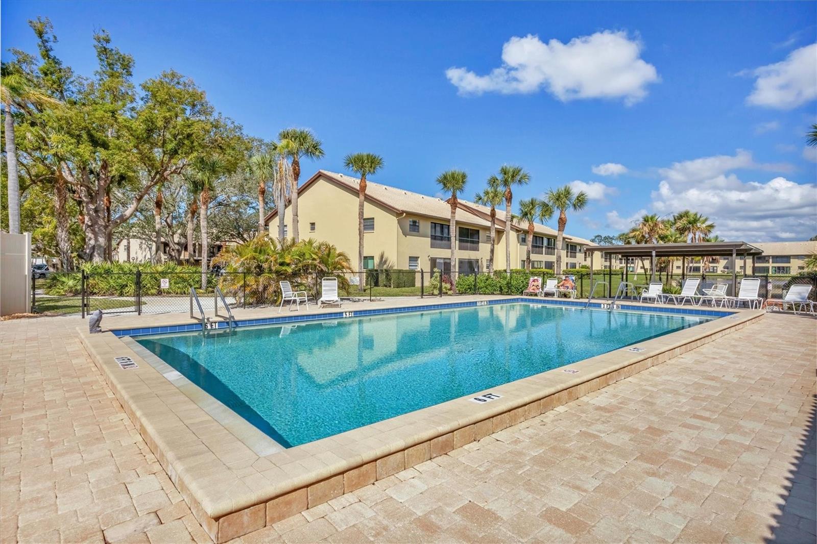 MISSION LAKES - Residential