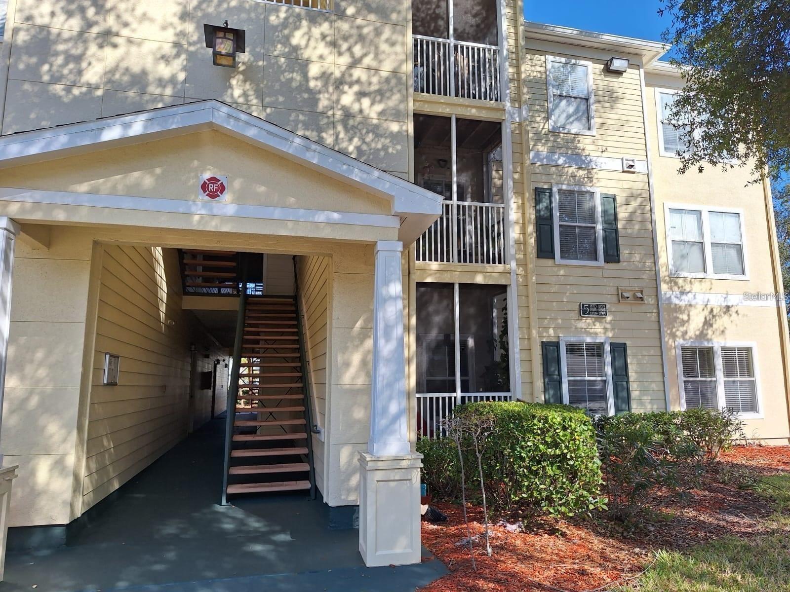 Beautiful 2-Bedroom Condo in Equestrian Parc at Highwoods!
Welcome to this charming 2-bedroom, 1-bathroom condo located in the highly desirable gated community of Equestrian Parc at Highwoods. This well-maintained home offers a comfortable and inviting living space, perfect for first-time homebuyers, downsizers, or investors.
Residents enjoy resort-style amenities, including a beautiful clubhouse, sparkling swimming pool, tennis courts, and a fully equipped fitness center—all with a low HOA fee.
Conveniently located with easy access to I-75, this home is just minutes from shopping, dining, hospitals, parks, and everything the vibrant New Tampa area.
A major bonus is the recently replaced air conditioning system, which includes a 10-year transferable warranty, providing added value and peace of mind for the new owners.
Don't miss this incredible opportunity to own a beautiful home in one of New Tampa's most desirable communities. Schedule your private showing today!