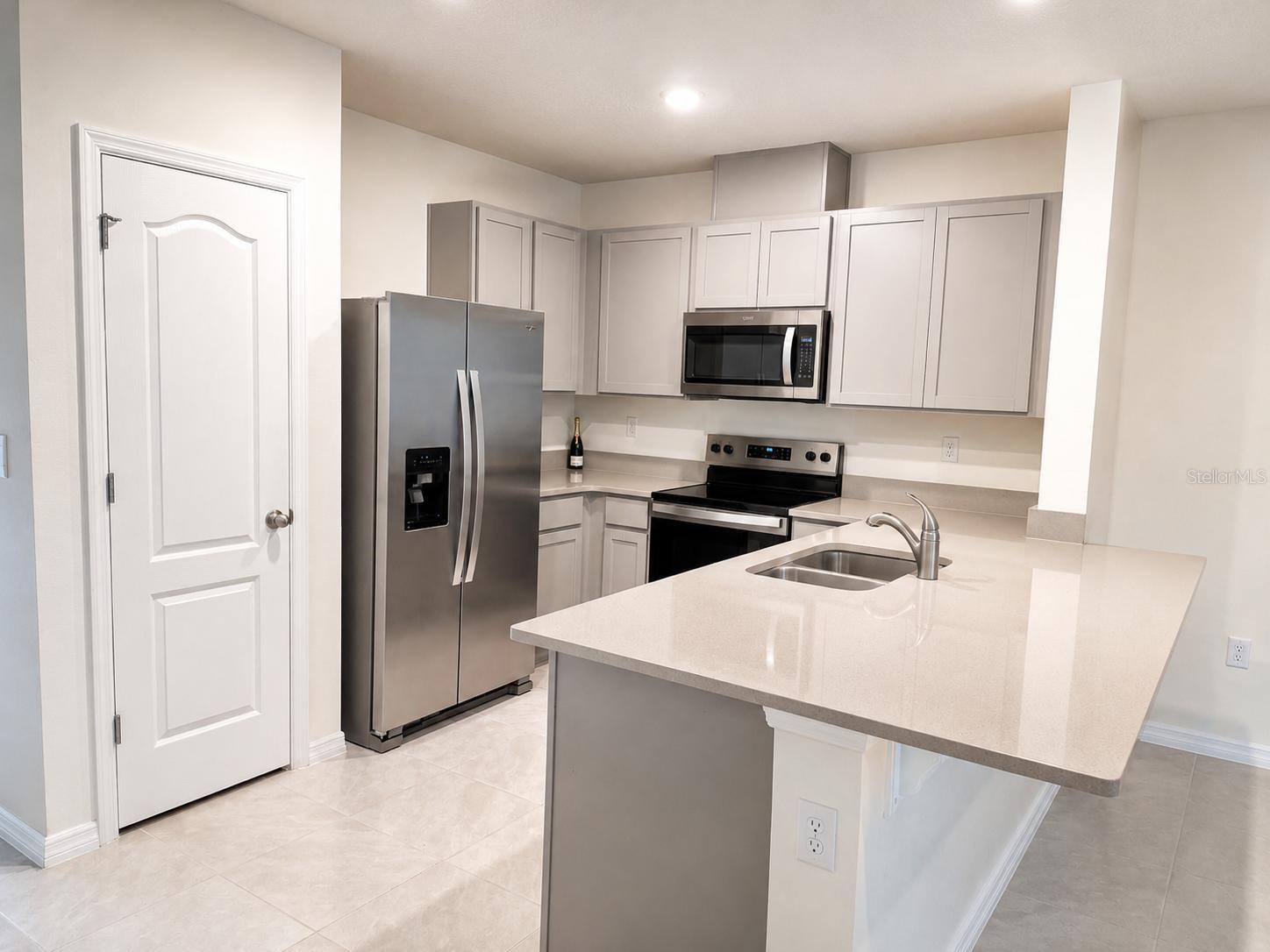 DANBURY - Residential Lease