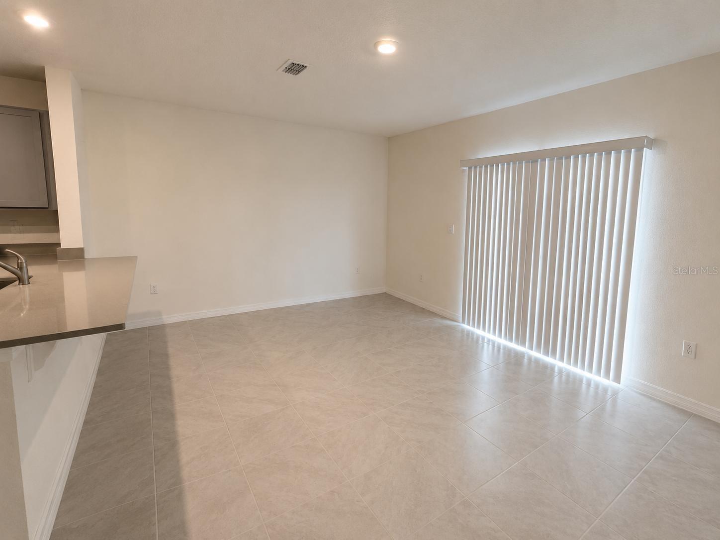 DANBURY - Residential Lease