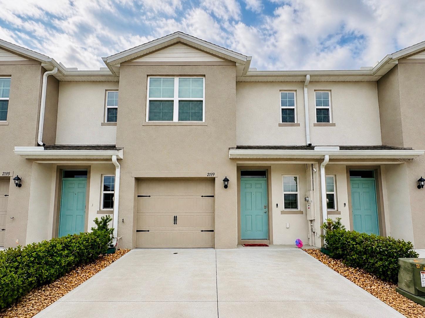 DANBURY - Residential Lease