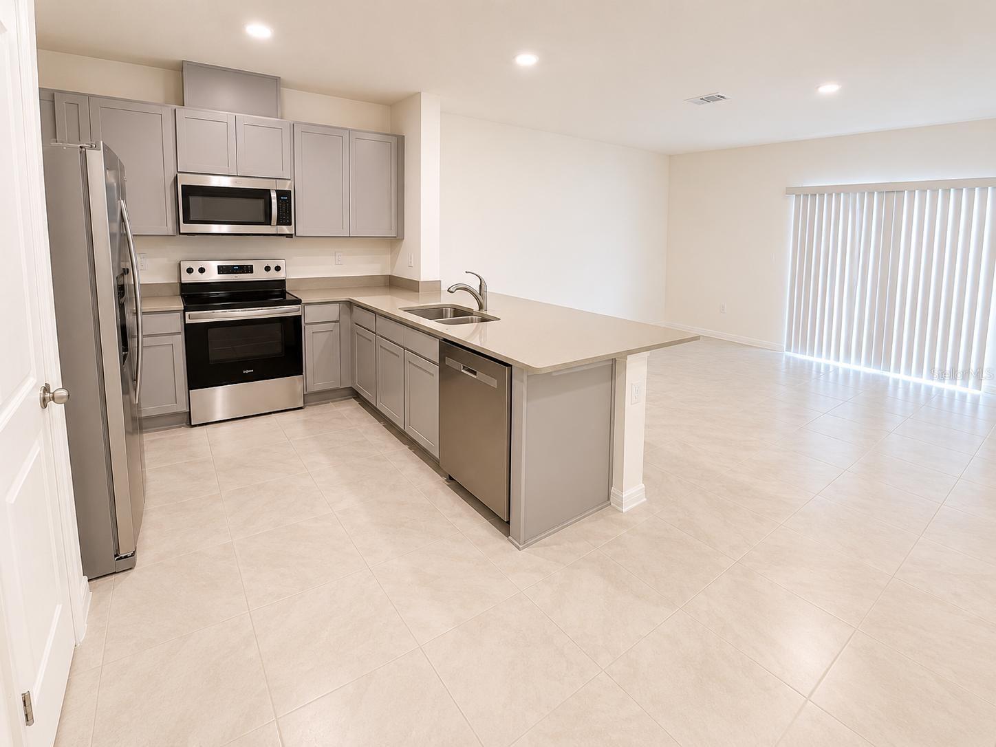 DANBURY - Residential Lease