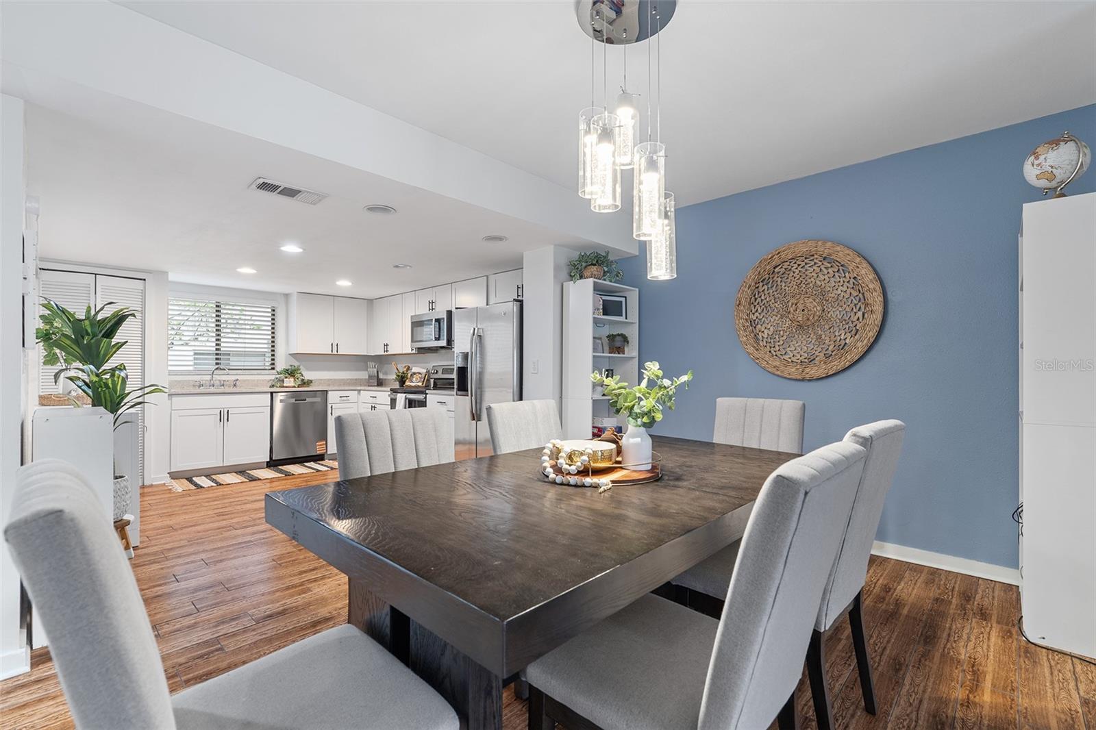 SUN BAY CLUB CONDO UT 1 - Residential