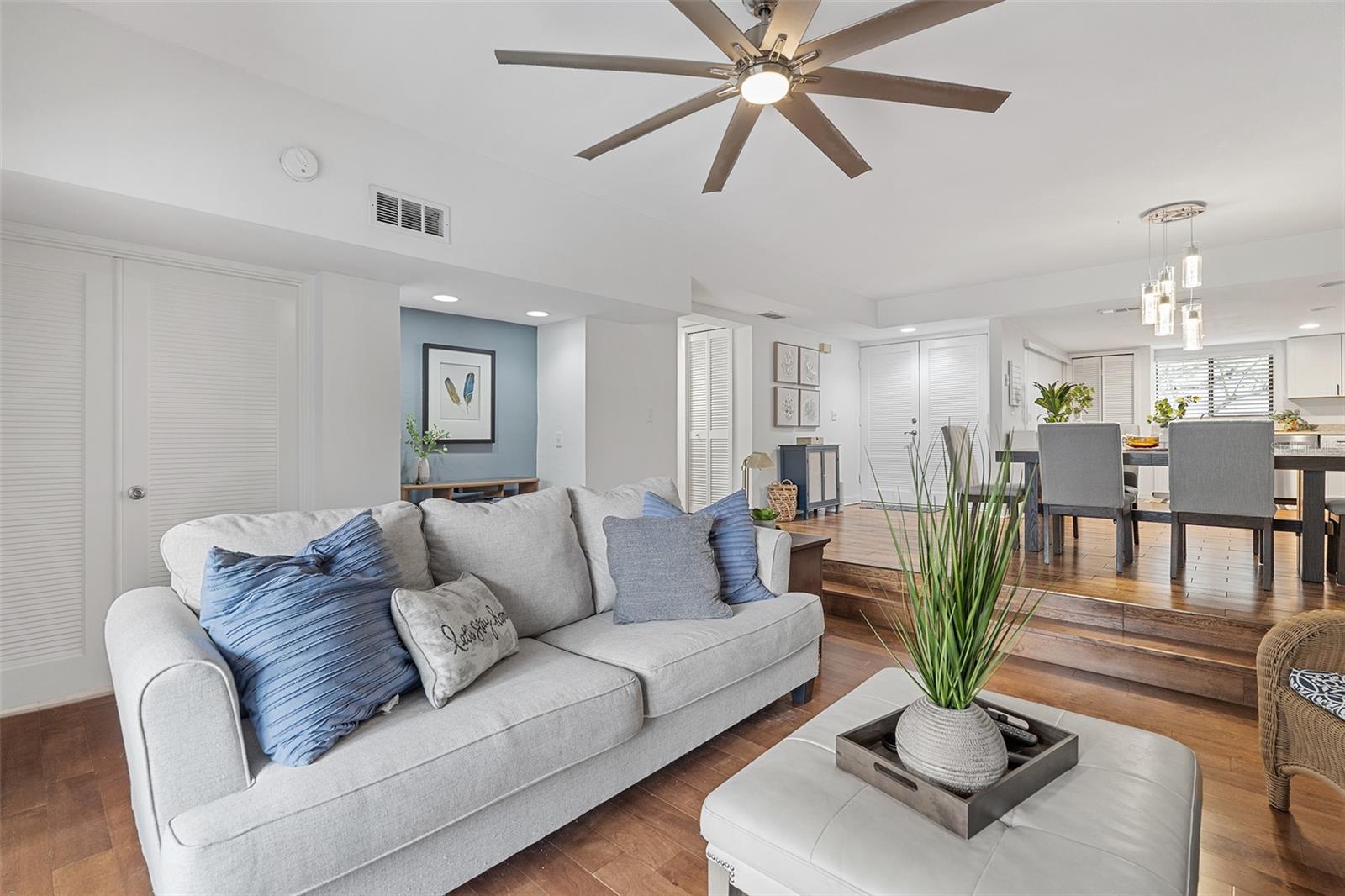 SUN BAY CLUB CONDO UT 1 - Residential