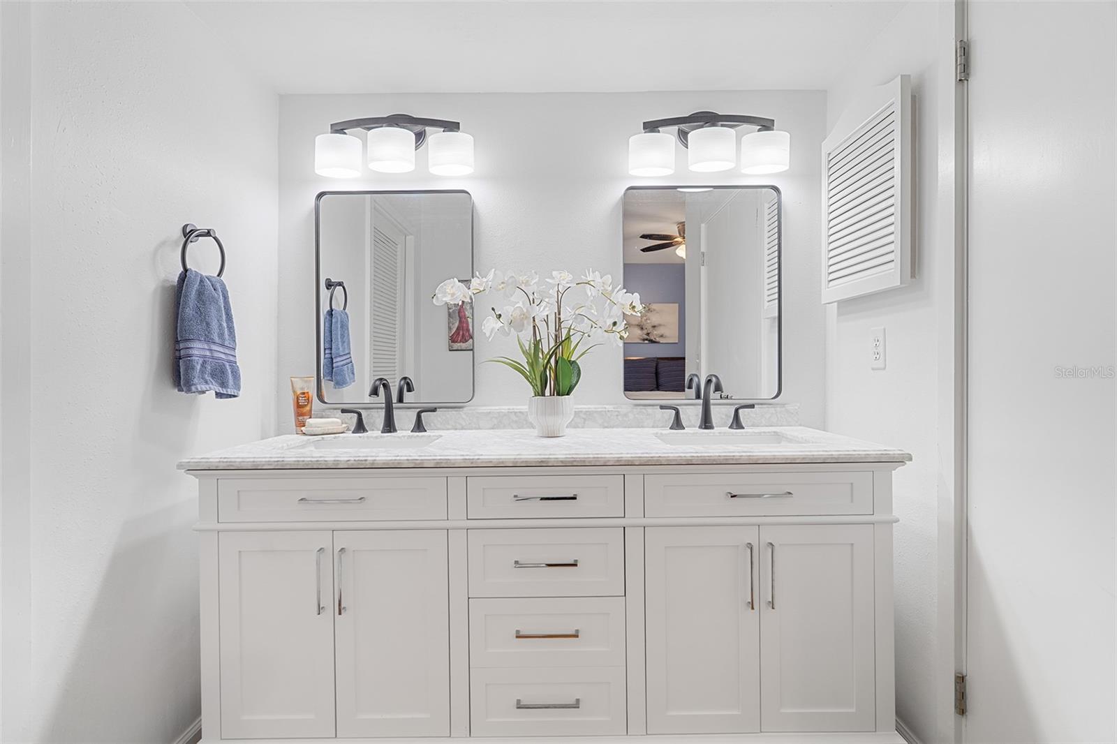 SUN BAY CLUB CONDO UT 1 - Residential