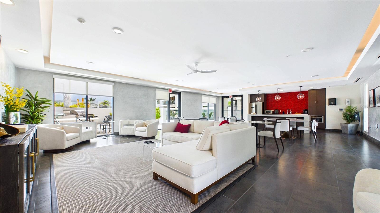 SALVADOR THE CONDO - Residential