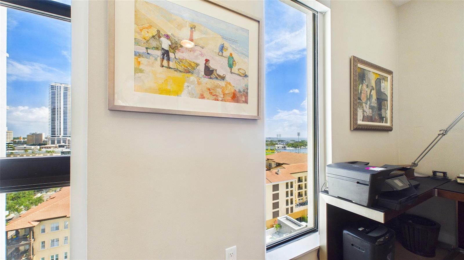 SALVADOR THE CONDO - Residential