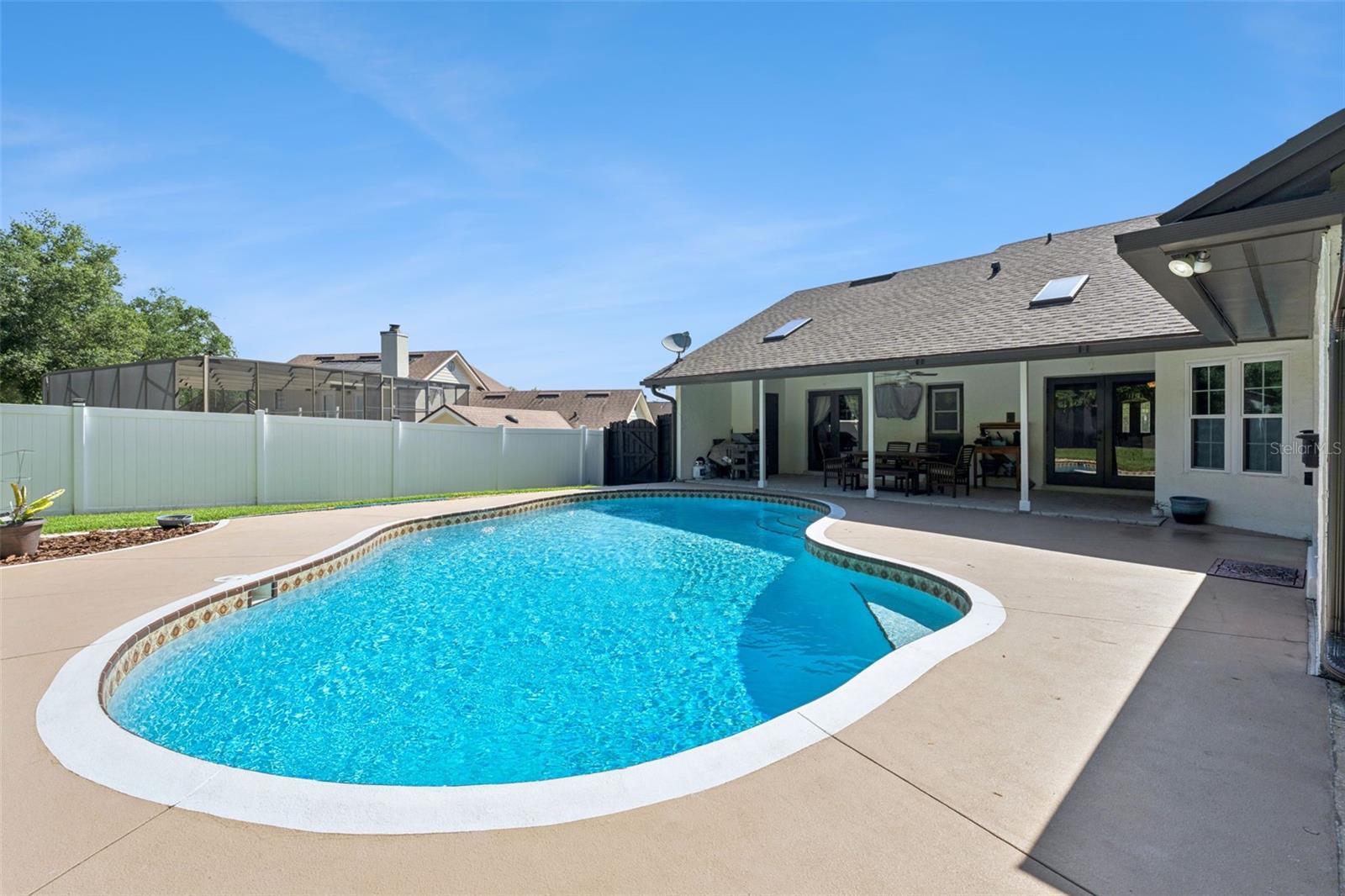 LAKE BRANTLEY CLUB PH 1 - Residential