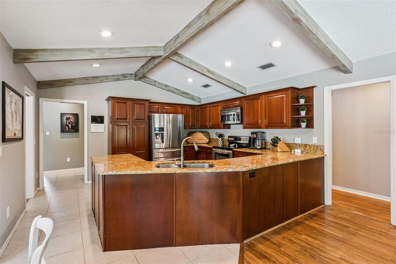 LAKE BRANTLEY CLUB PH 1 - Residential