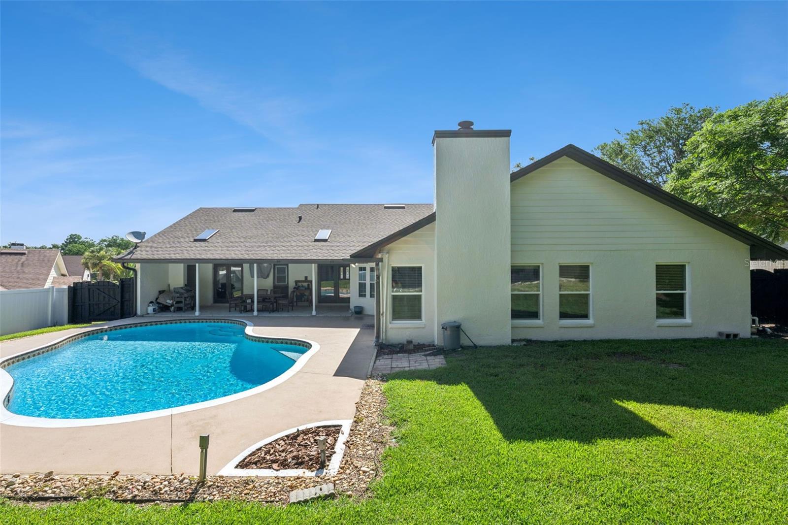 LAKE BRANTLEY CLUB PH 1 - Residential