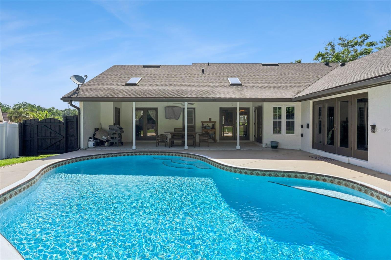LAKE BRANTLEY CLUB PH 1 - Residential