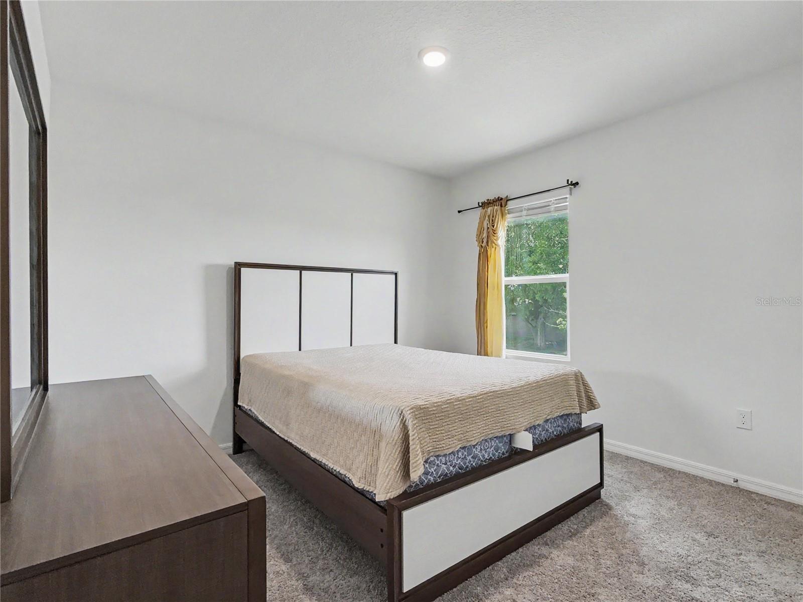 DEER RUN - Residential Lease