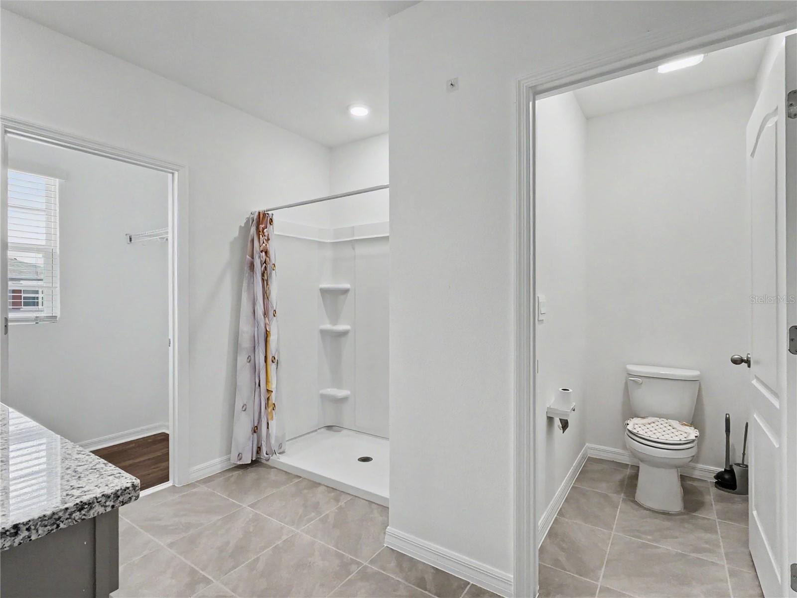 DEER RUN - Residential Lease