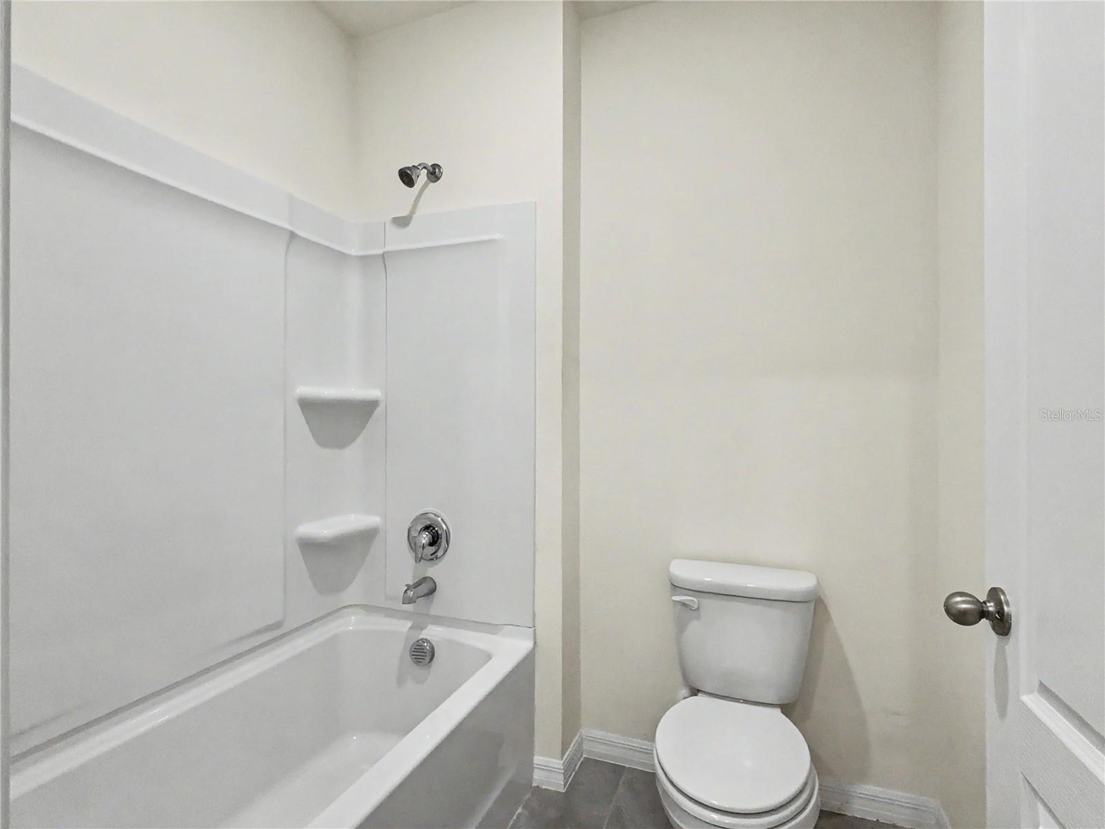 DEER RUN - Residential Lease