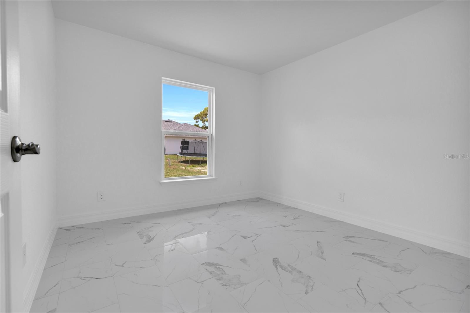 NO SUBDIVISION - Residential