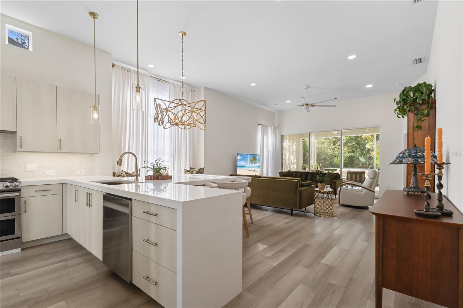 UNIVERSITY PARK - Residential
