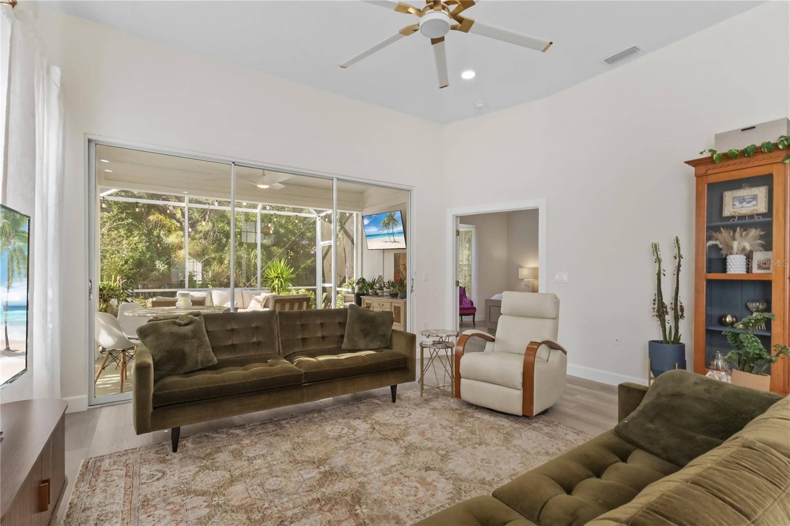 UNIVERSITY PARK - Residential