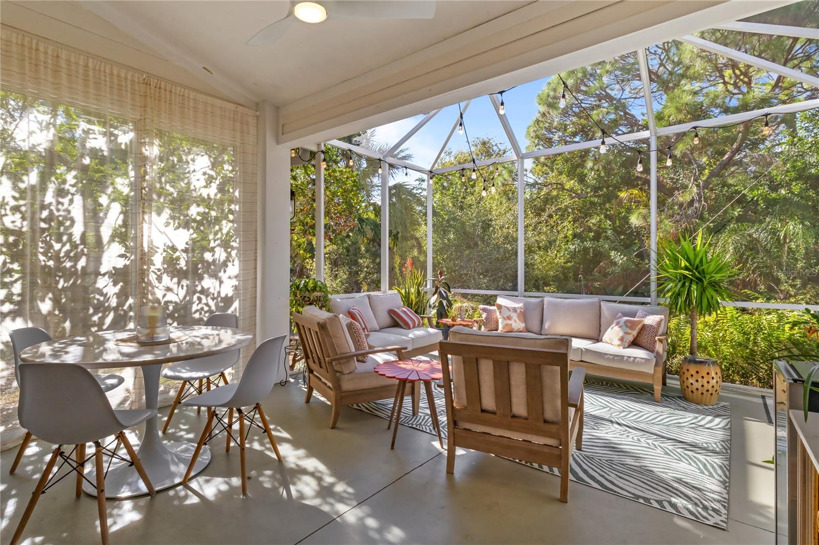 UNIVERSITY PARK - Residential